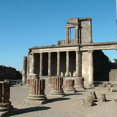 Alexander Tatil Evi