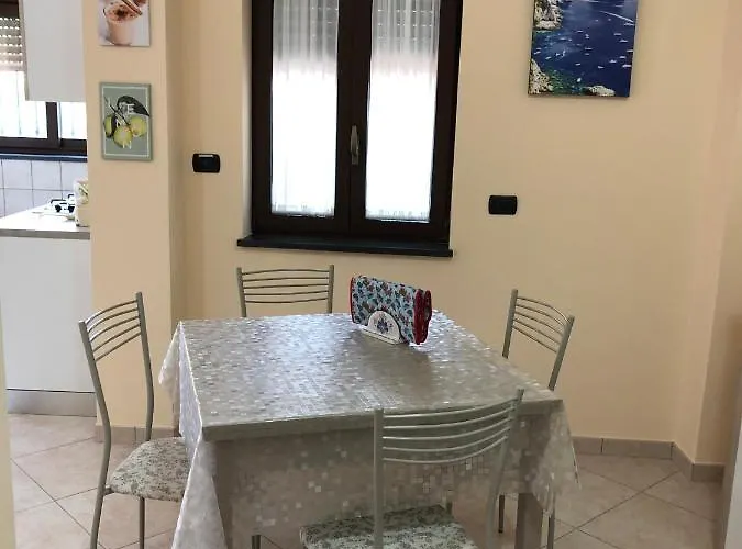 Alexander Dom wakacyjny Pompeja